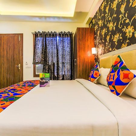 Fabhotel Star Of Taj Restobar Fatehabad Road Agra  Extérieur photo