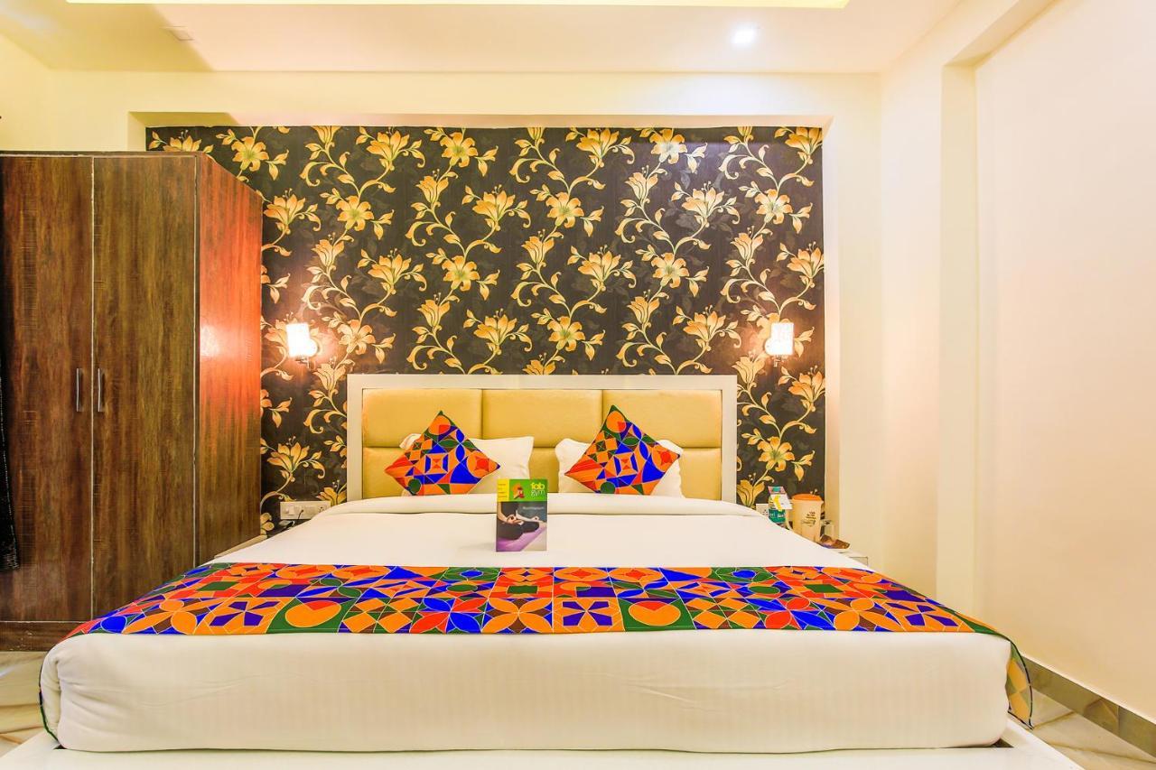 Fabhotel Star Of Taj Restobar Fatehabad Road Agra  Extérieur photo