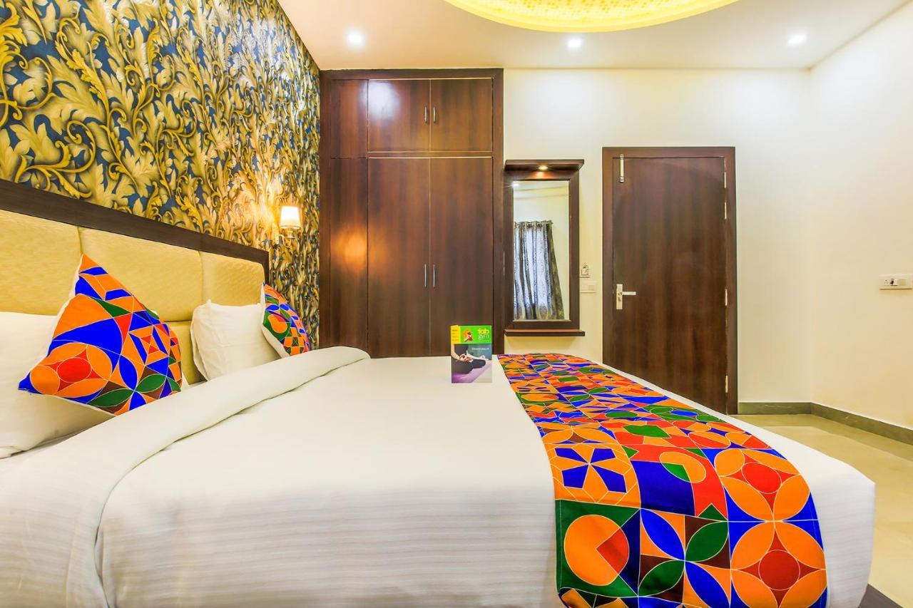 Fabhotel Star Of Taj Restobar Fatehabad Road Agra  Extérieur photo