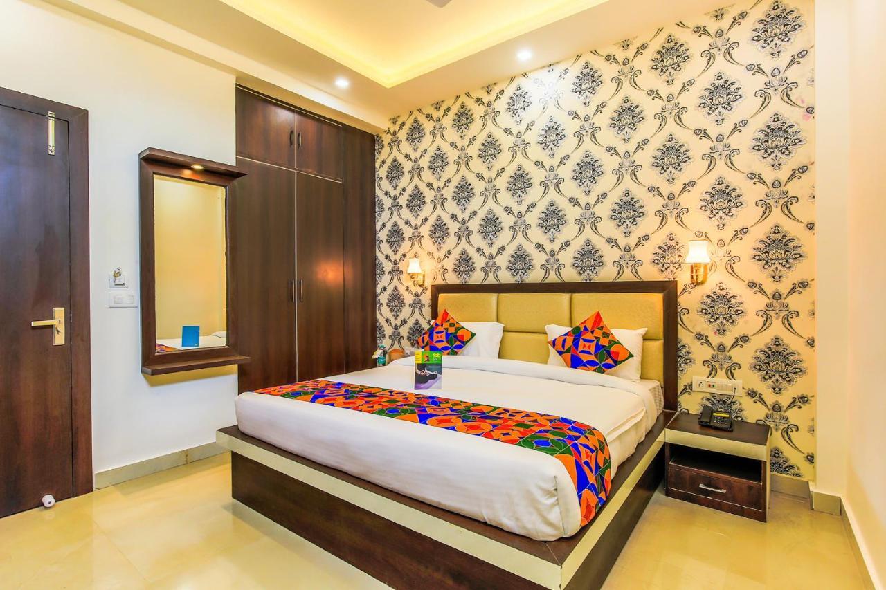 Fabhotel Star Of Taj Restobar Fatehabad Road Agra  Extérieur photo