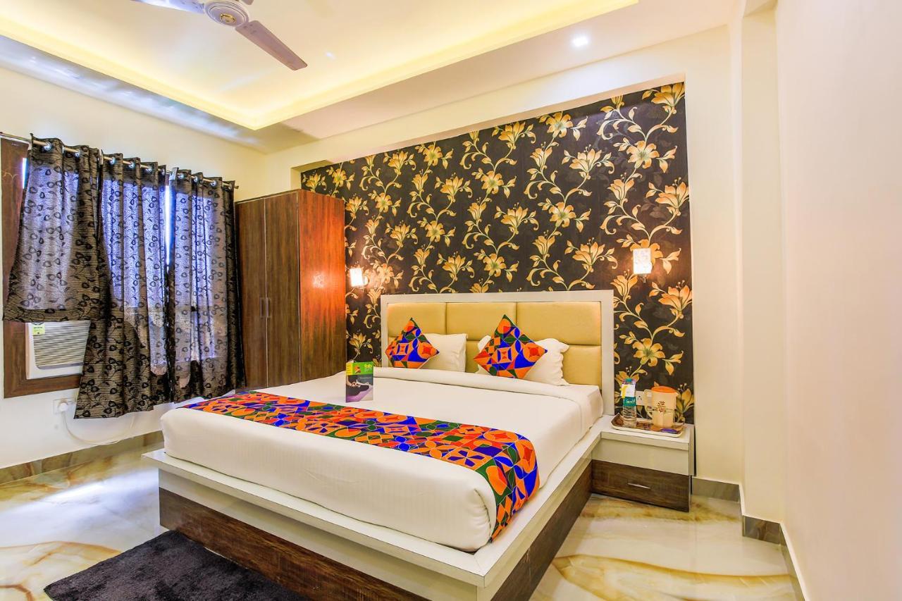 Fabhotel Star Of Taj Restobar Fatehabad Road Agra  Extérieur photo
