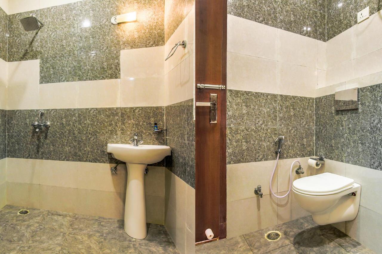 Fabhotel Star Of Taj Restobar Fatehabad Road Agra  Extérieur photo