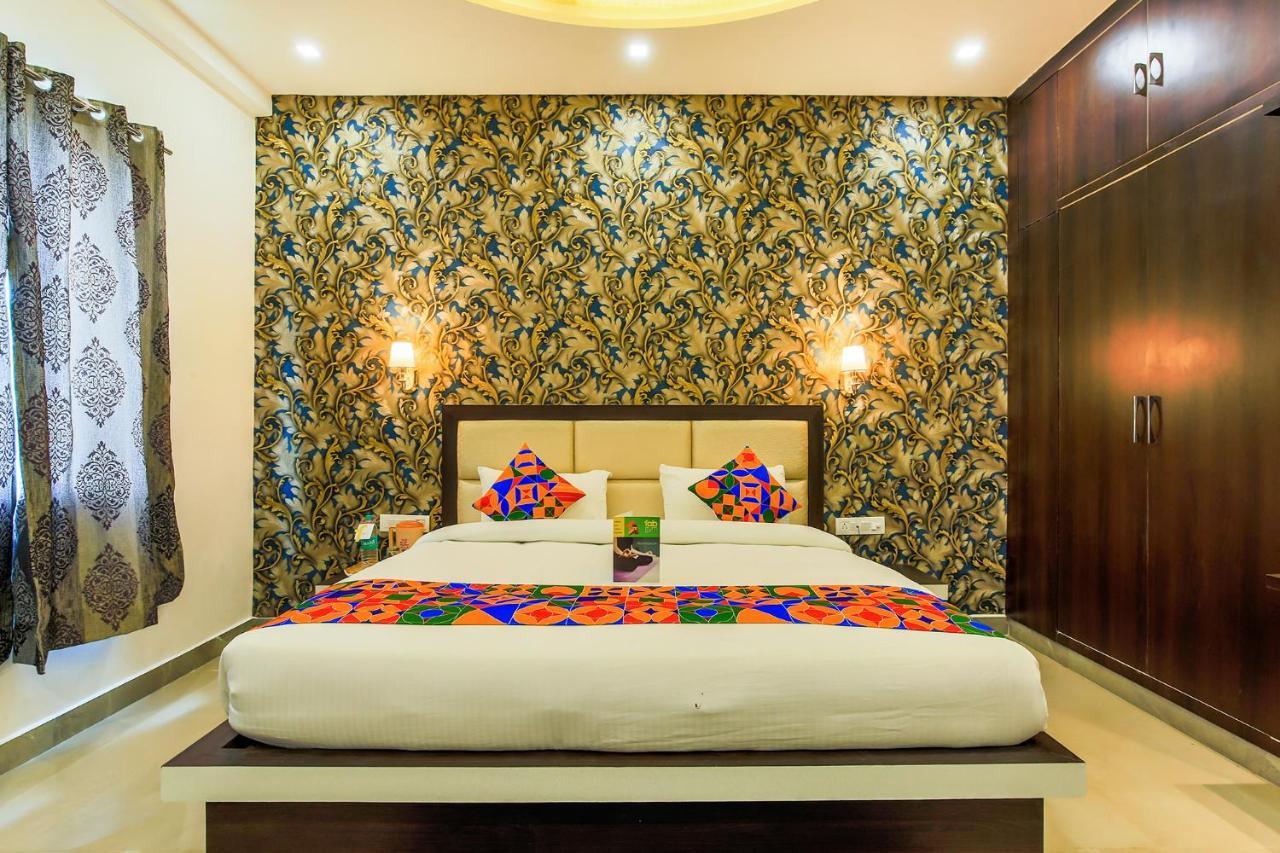 Fabhotel Star Of Taj Restobar Fatehabad Road Agra  Extérieur photo